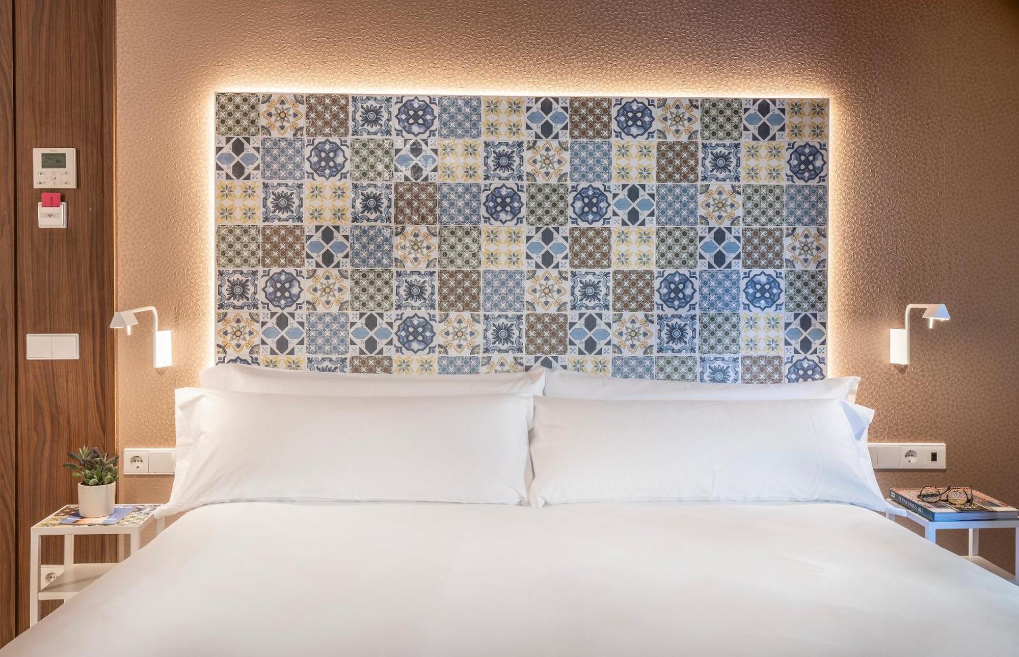 Axel Hotel Valencia - Adults Only Exterior photo