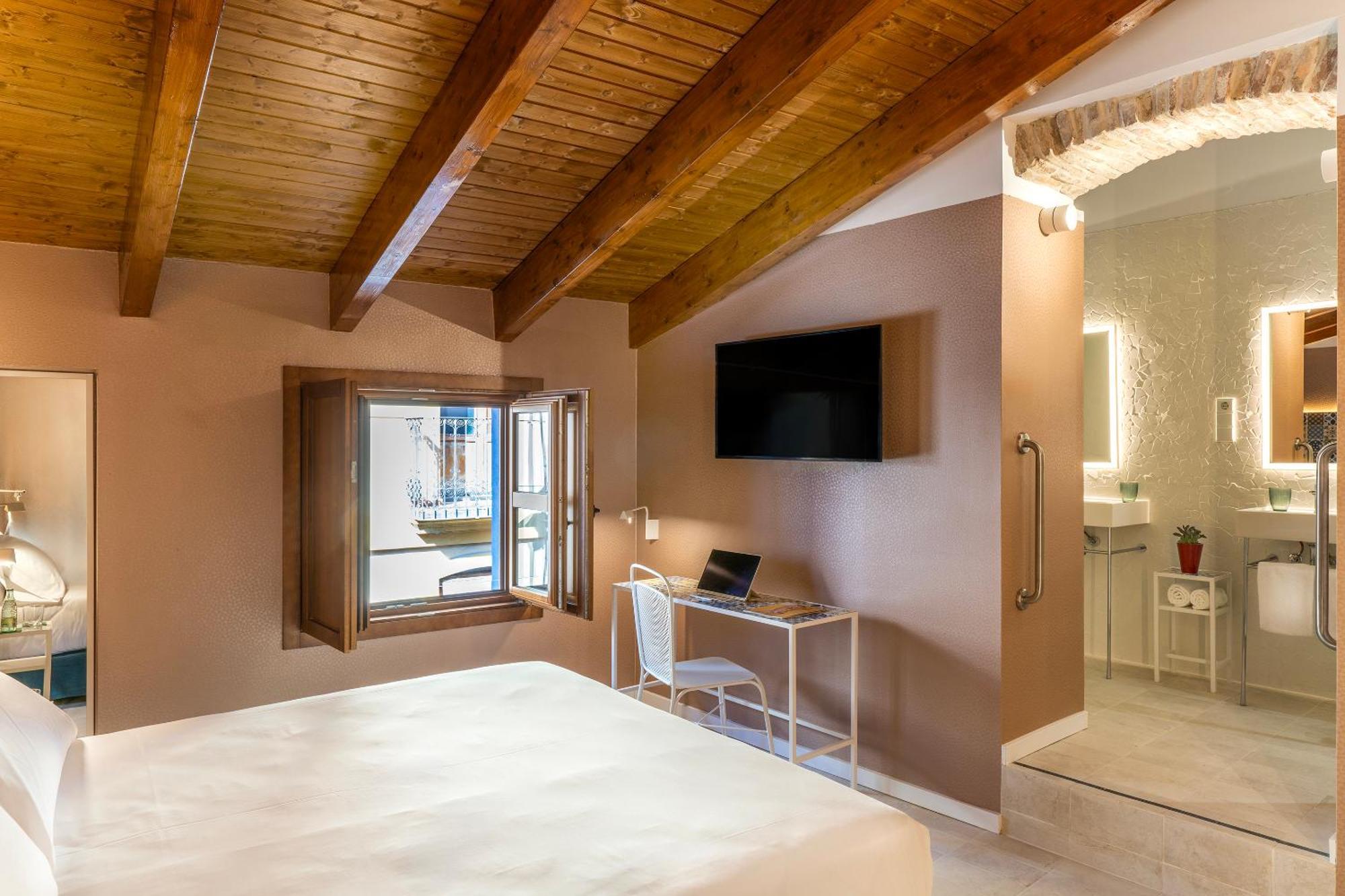 Axel Hotel Valencia - Adults Only Exterior photo